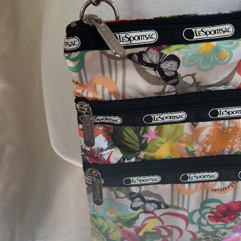 LeSportSac Flower and Butterflies Multicolored Crossbody Bag NWOT - Picture 8 of 13